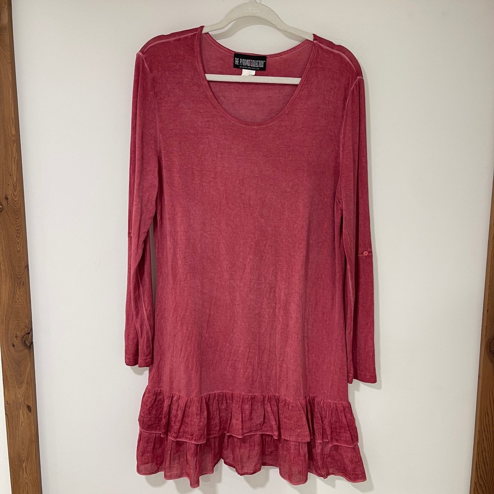 The Pyramid Collection Ruffle Hem Tunic Women Medium‎ Rose Mineral Wash | Boho